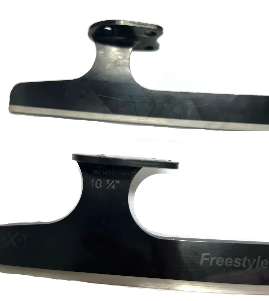Jackson Ultima Figure Skating Blades Freestyle E-X-T Black- Size 10 1/4 '' Only (Refurbished) 4 Jackson Ultima Figure Skating Blades Freestyle E-X-T Black- Size 10 1/4 '' Only (Refurbished) - Image 2
