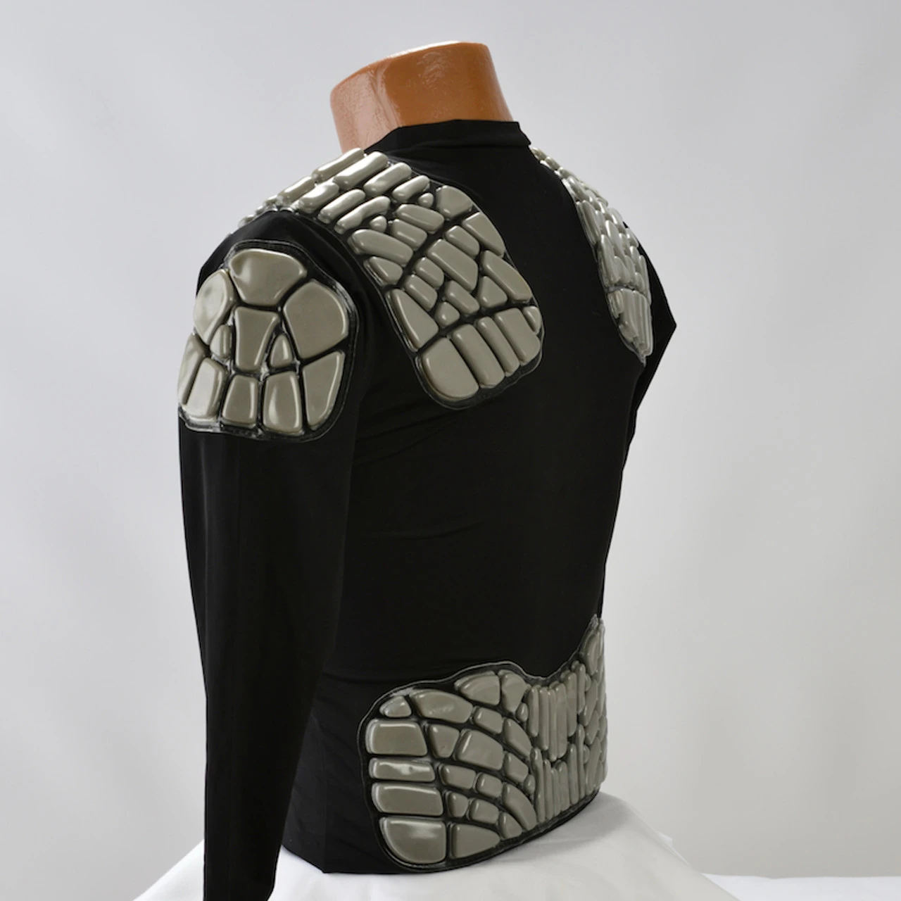 Zoombang Back/Shoulder/Deltoid Protective Shirt Youth 4 Zoombang Back/Shoulder/Deltoid Protective Shirt Youth - Image 2