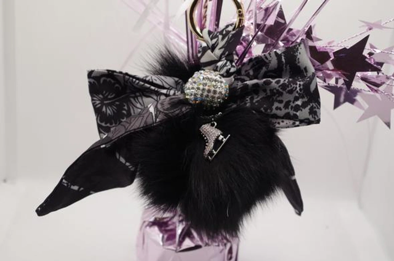 Bow Keychain - Black 4 Bow Keychain - Black - Image 2
