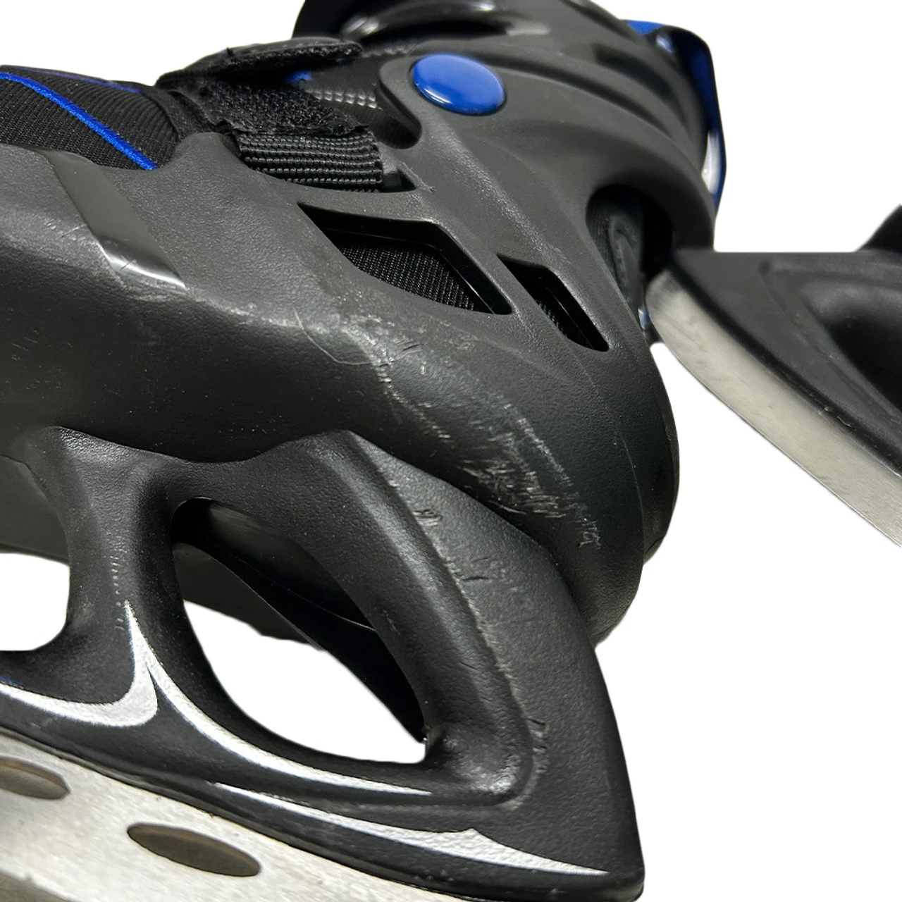 Ice Skates Vibe Adjustable XP1000 - Blue Size M Only (Refurbished) 4 Ice Skates Vibe Adjustable XP1000 - Blue Size M Only (Refurbished) - Image 2